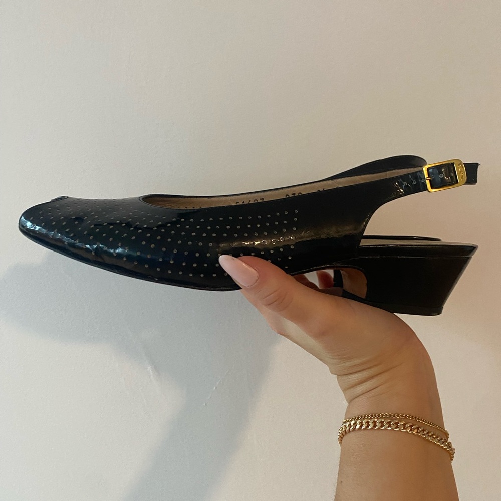 Salvatore Ferragamo - Vintage Black Patent Italian Leather Loafer - Size 9.5 - Picture 5 of 16
